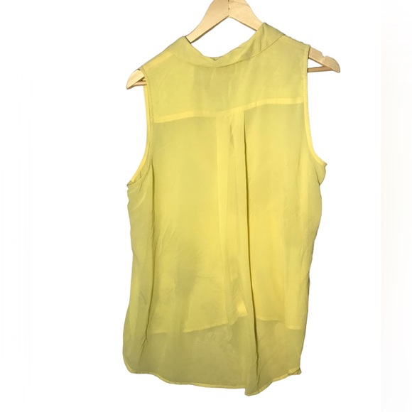 Buffalo Yellow Delicate Sleeveless Blouse - Picture 2 of 3